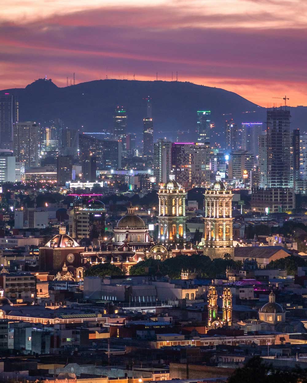 foto de un atardecer en la ciudad de Puebla México